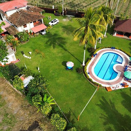 Finca Hotel Los Cocos Montenegro Exterior photo